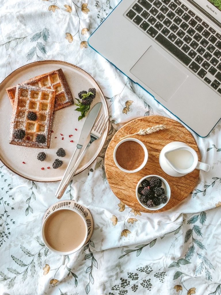 breakfast, waffles, fruit